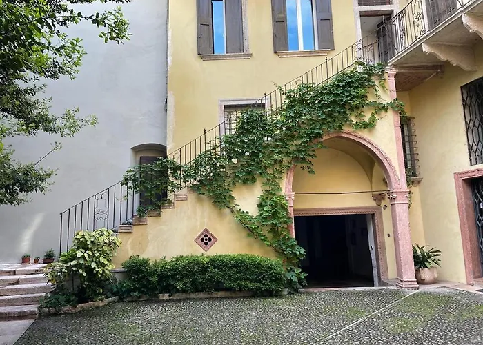La Casa Del Fotografo